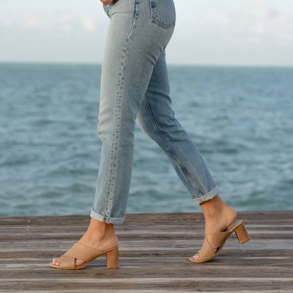 Introducing Nisolo's Carina Cross Strap Mule in Almond 9.5 Women’s - Picture 8 of 10